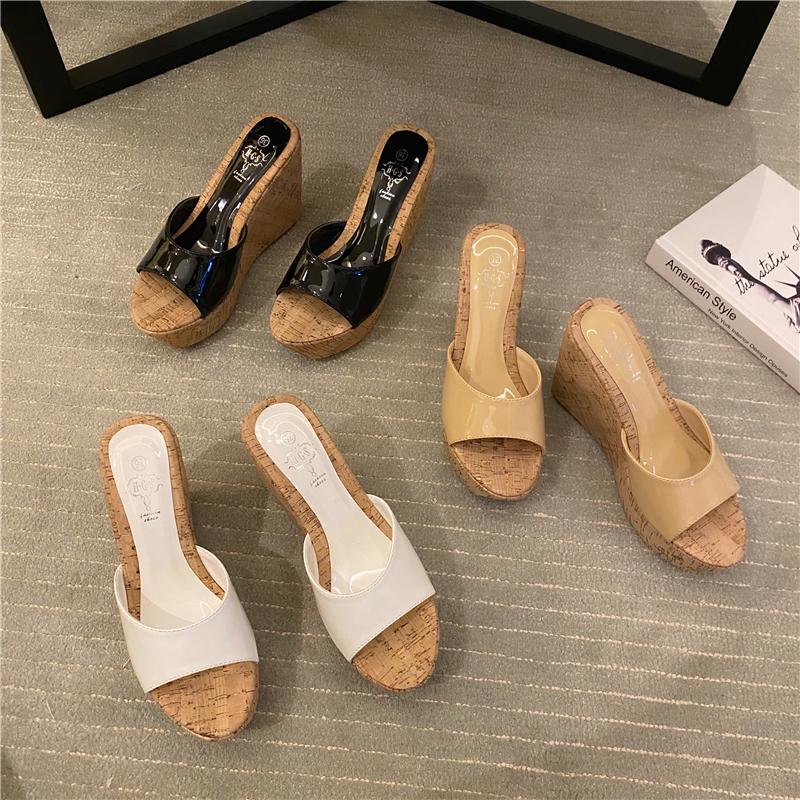 2025 Summer New Thick Sole Wedge Sandals Slippers Platform Chunky Heel - Image 2