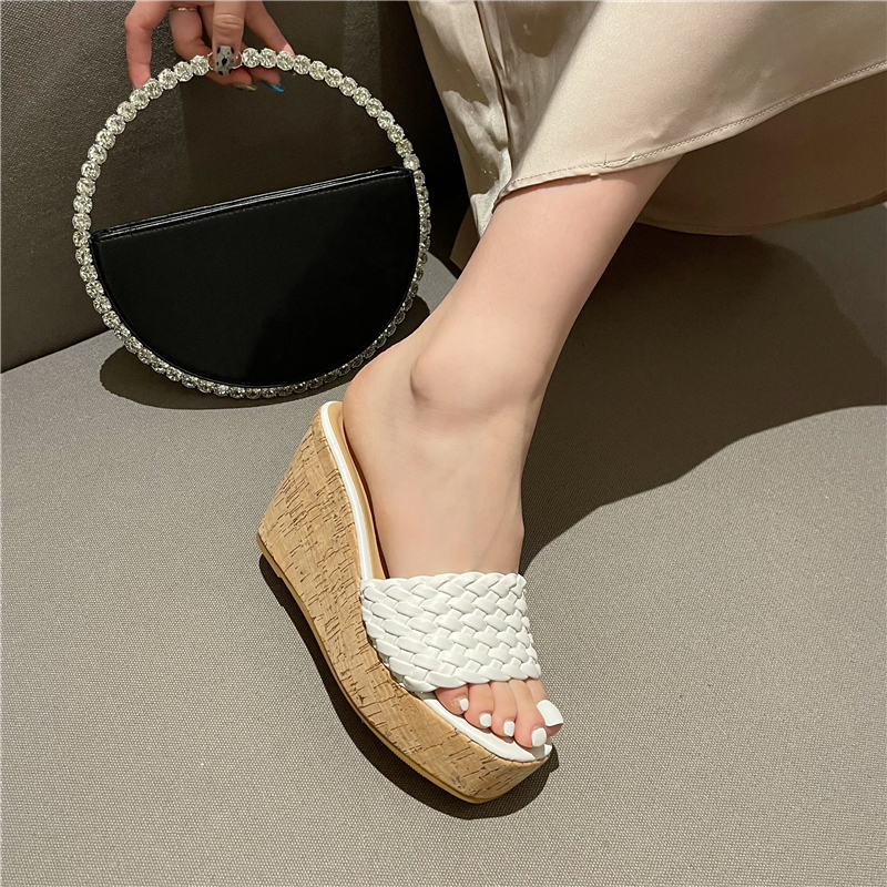 2025 Summer Women Wood Grain One-Band Woven Square Toe Wedge Slippers 9cm